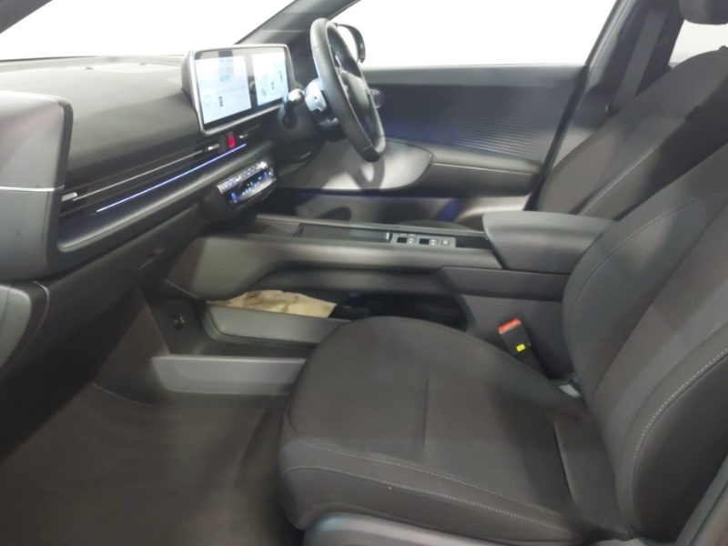 Used Hyundai IONIQ 6 2025 for sale - 77923350: Photo 5