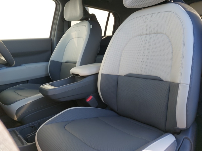 Used Kia EV3 2025 for sale - 77266126: Photo 5