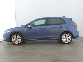 Used Volkswagen Golf 2025 for sale - 76952034: Photo