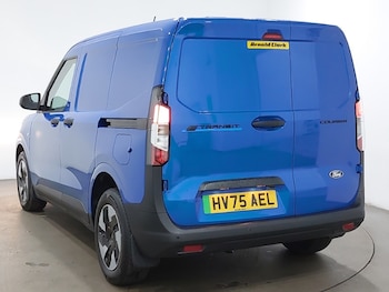 Used Ford Transit Courier 2025 for sale - 79258309: Photo