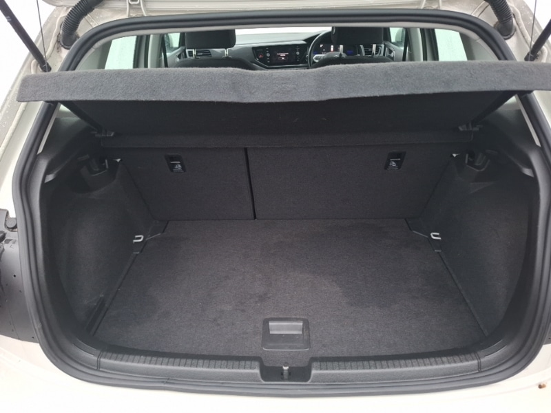 Used Volkswagen Polo 2023 for sale - 76492545: Photo 8