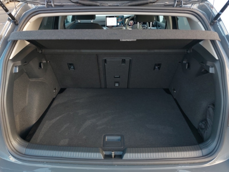 Used Volkswagen Golf 2025 for sale - 76387667: Photo 8