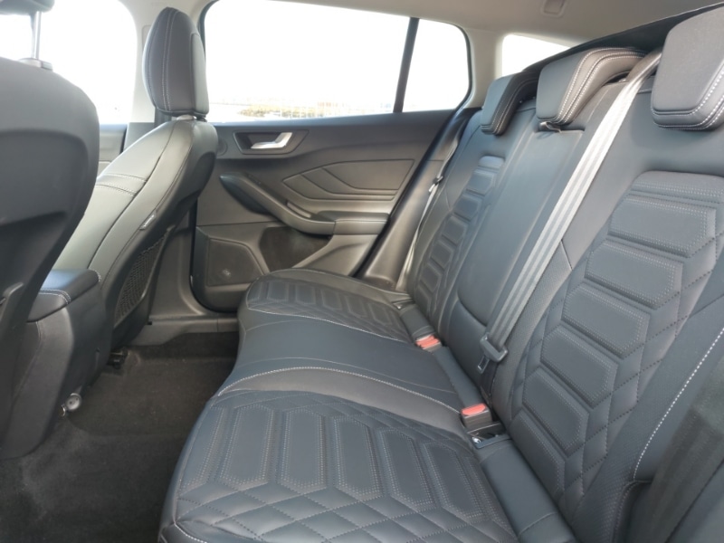 Used Ford Focus 2022 for sale - 78093401: Photo 6