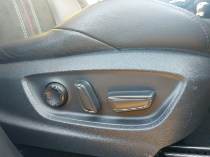 Used Toyota C-HR 2022 for sale - 77987098: Photo 12