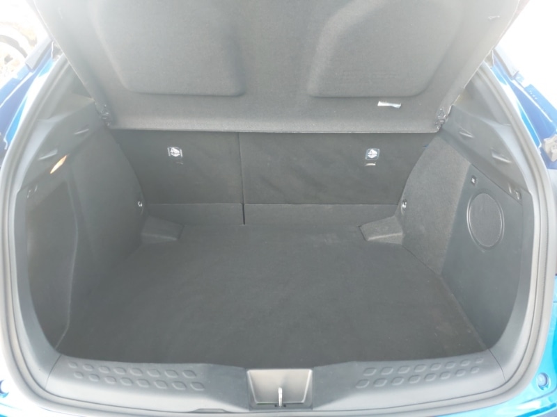 Used Toyota C-HR 2022 for sale - 77987098: Photo 8