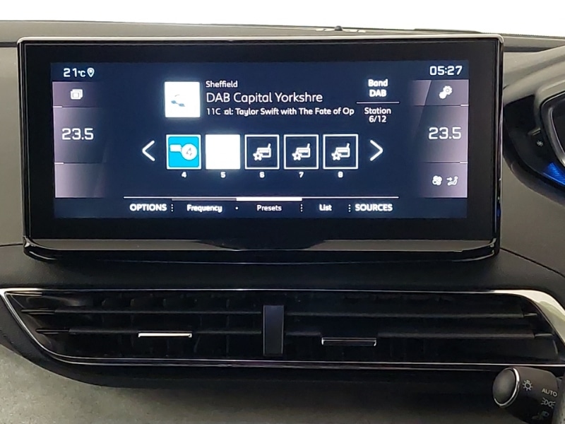 Used Peugeot 3008 2023 for sale - 77253456: Photo 11