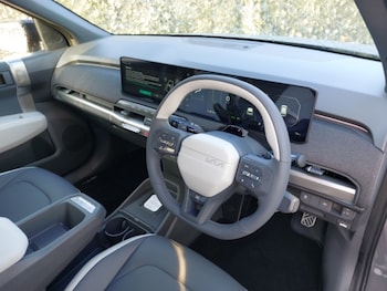 Used Kia EV3 2025 for sale - 77674459: Photo