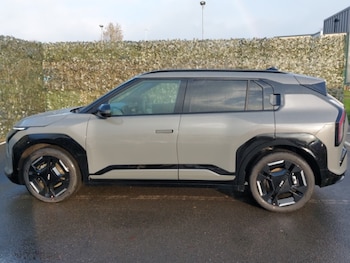 Used Kia EV3 2025 for sale - 77674459: Photo