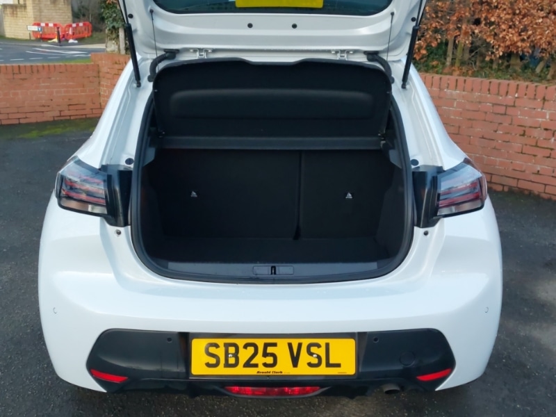 Used Peugeot 208 2025 for sale - 77876755: Photo 8