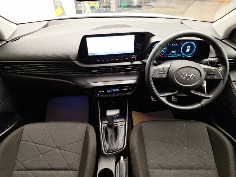 Used Hyundai BAYON 2023 for sale - 77597140: Photo 2