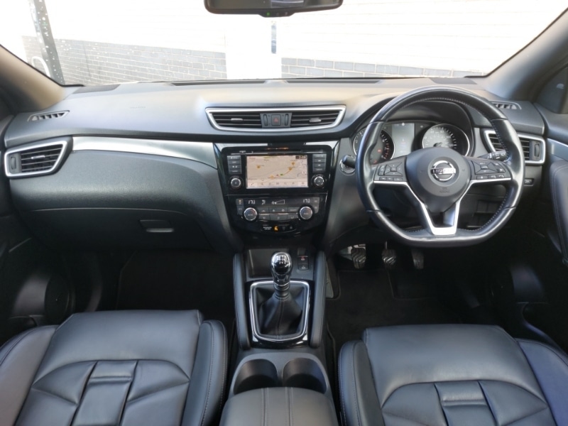 Used Nissan Qashqai 2020 for sale - 76343110: Photo 2
