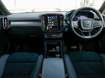 Used Volvo XC40 2024 for sale - 78114476: Photo