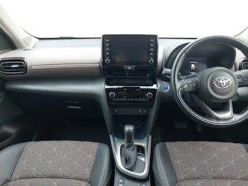 Used Toyota Yaris Cross 2022 for sale - 78343379: Photo