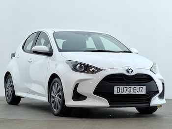 Used Toyota Yaris 2023 for sale - 78912403: Photo