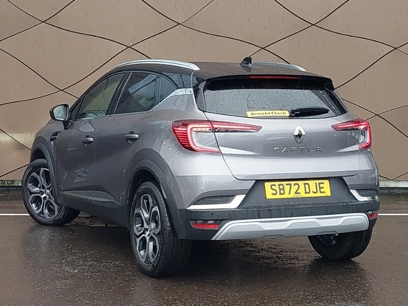 Used Renault Captur 2023 for sale - 77956232: Photo 3