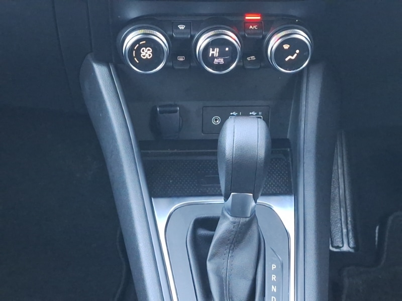 Used Renault Captur 2023 for sale - 77717464: Photo 11