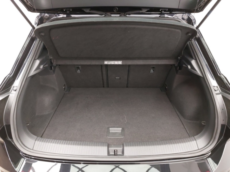 Used Volkswagen T-Roc 2021 for sale - 76614414: Photo 8