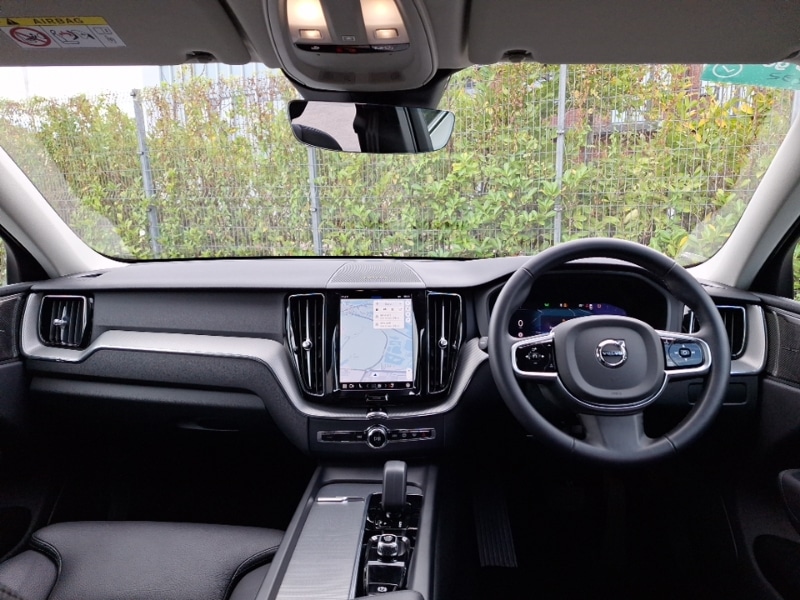 Used Volvo XC60 2024 for sale - 76353776: Photo 2