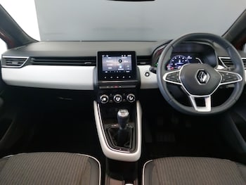 Used Renault Clio 2021 for sale - 78510220: Photo