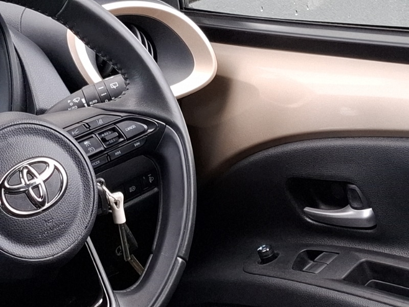 Used Toyota Aygo X 2022 for sale - 77986824: Photo 11