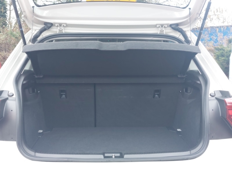 Used Volkswagen Polo 2023 for sale - 77778047: Photo 8