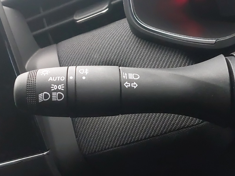 Used Renault Clio 2025 for sale - 77736760: Photo 12