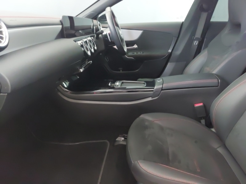 Used Mercedes-Benz CLA 2025 for sale - 76796125: Photo 5