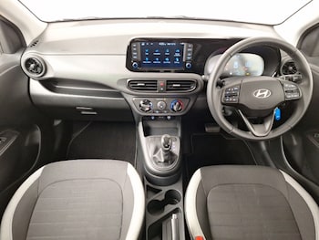 Used Hyundai i10 2025 for sale - 76282521: Photo 2