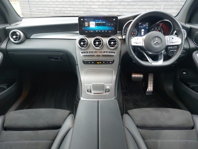 Used Mercedes-Benz GLC 2020 for sale - 77761787: Photo 2