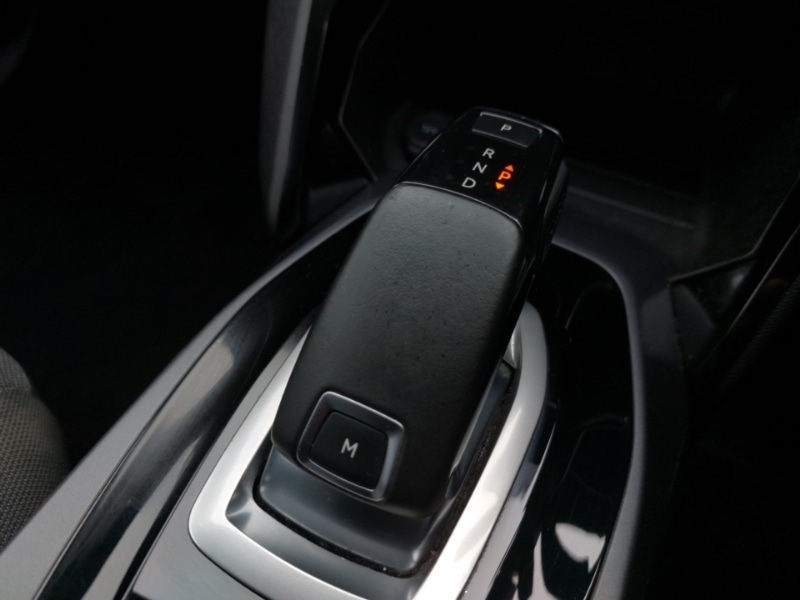 Used Peugeot 2008 2020 for sale - 76537381: Photo 12