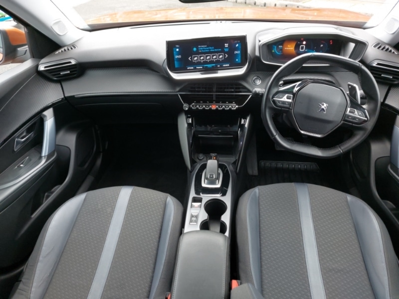 Used Peugeot 2008 2020 for sale - 76537381: Photo 2