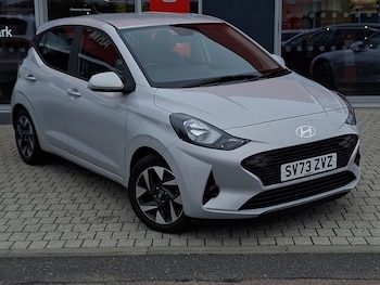 Used Hyundai i10 2023 for sale - 78423010: Photo