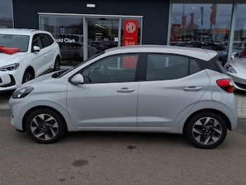 Used Hyundai i10 2023 for sale - 78423010: Photo