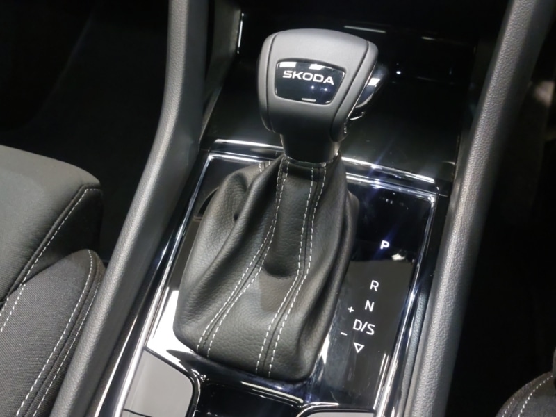 Used Skoda Karoq 2025 for sale - 77438848: Photo 12