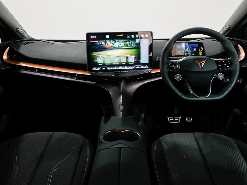 Used Cupra Tavascan 2025 for sale - 77634943: Photo 2