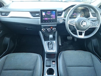 Used Renault Captur 2023 for sale - 77062938: Photo