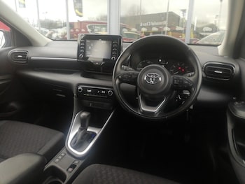 Used Toyota Yaris 2023 for sale - 77717538: Photo