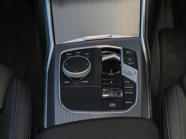 Used BMW 3 Series 2025 for sale - 76237601: Photo 10