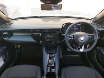 Used Alfa Romeo Junior 2025 for sale - 76365924: Photo