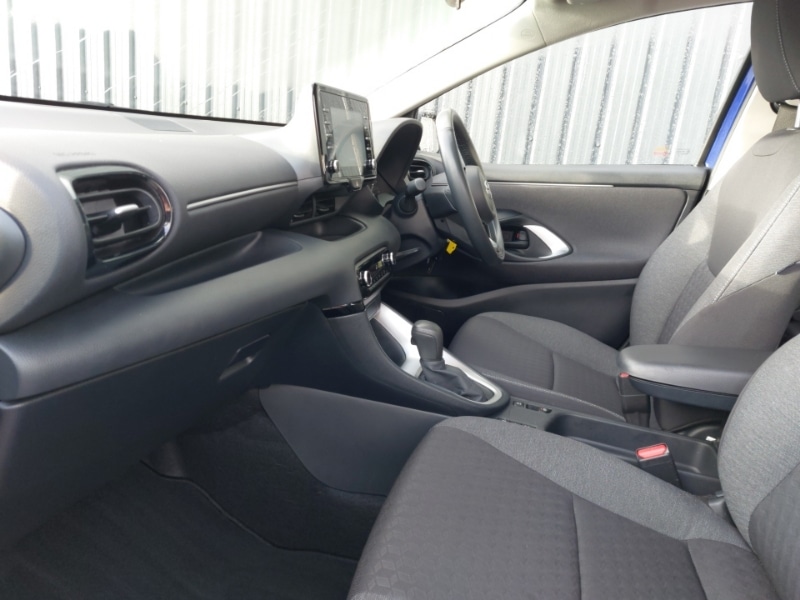 Used Toyota Yaris 2022 for sale - 76656911: Photo 5