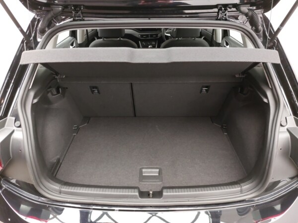 Used Volkswagen Polo 2024 for sale - 76254399: Photo 8