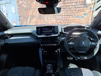 Used Peugeot 2008 2023 for sale - 75594941: Photo
