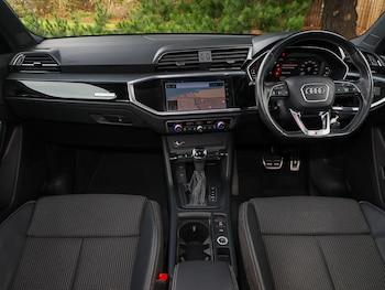 Used Audi Q3 2022 for sale - 76465654: Photo