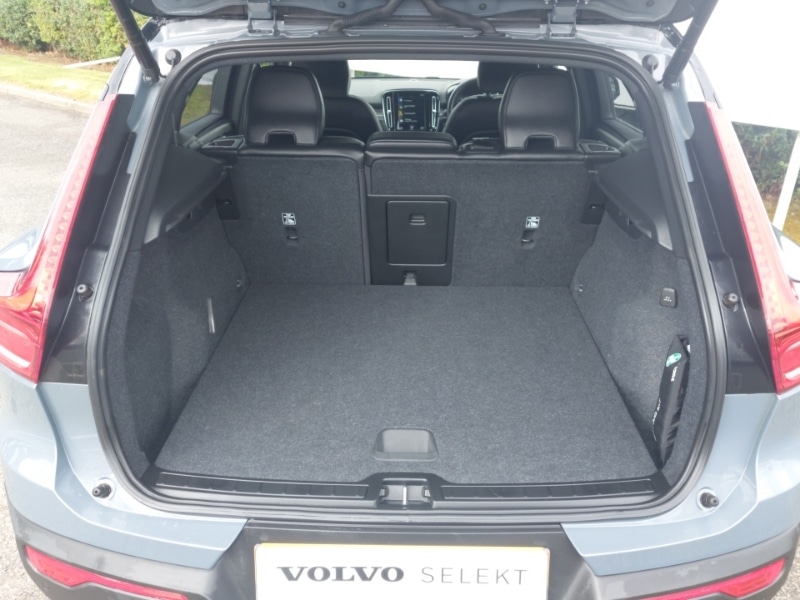 Used Volvo XC40 2021 for sale - 77652692: Photo 8