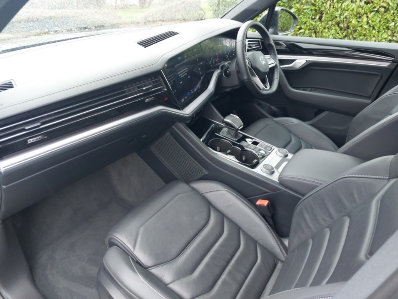 Used Volkswagen Touareg 2023 for sale - 78133336: Photo 5