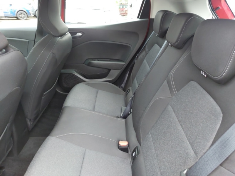 Used Renault Clio 2022 for sale - 76752217: Photo 6