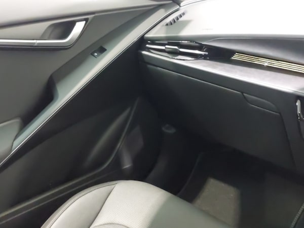 Used Kia Niro 2025 for sale - 76325157: Photo 11