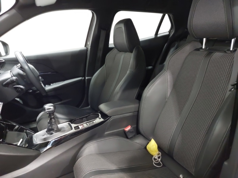 Used Peugeot 2008 2022 for sale - 77923230: Photo 5