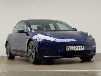 2022 - Long Range AWD 4dr Auto
