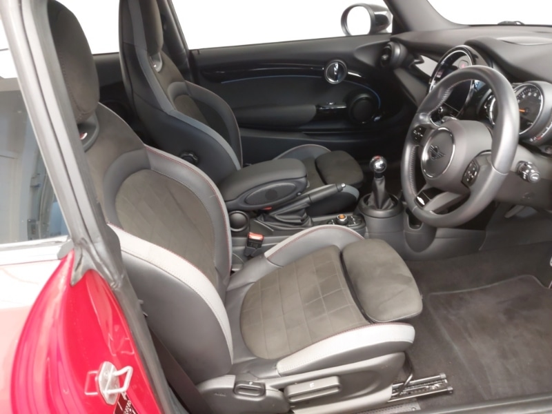 Used MINI Hatch 2021 for sale - 77722475: Photo 6